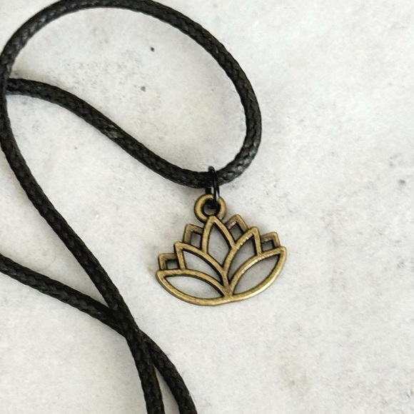5 For $25💫Bronzed Lotus Flower Zen Pendant Necklace - Picture 3 of 5